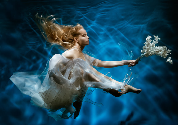 Missing Angel (Underwater Love Series)